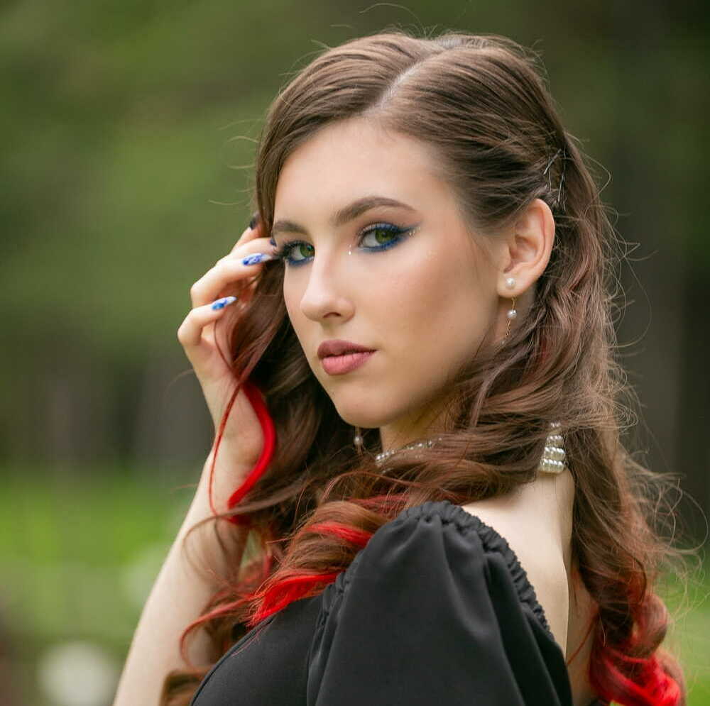 <span style="font-weight: bold;">Анастасия Жукова</span><br>